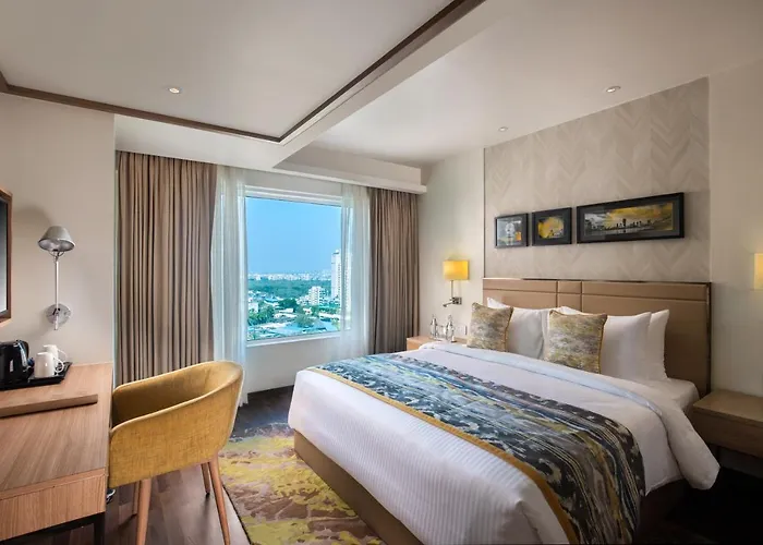 Royal Hometel Suites